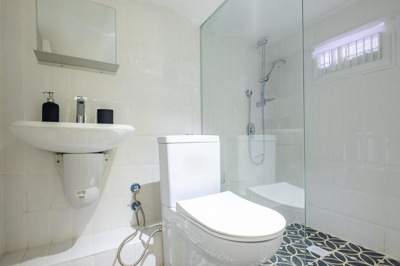 Апартаменти Vibrant Flat 5 Minutes Walk To Istiklal In Beyoglu Стамбул Екстер'єр фото
